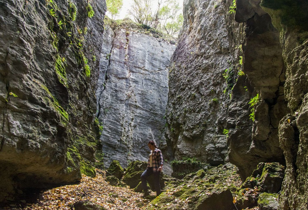 Каменная чаша Дагестан